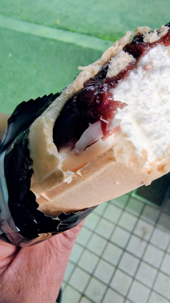 あんこのフチにある、白いのがコーティング